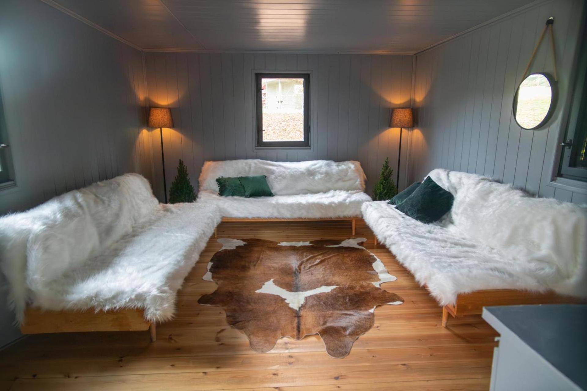 Maly Oslov Glamping Hotel Kültér fotó